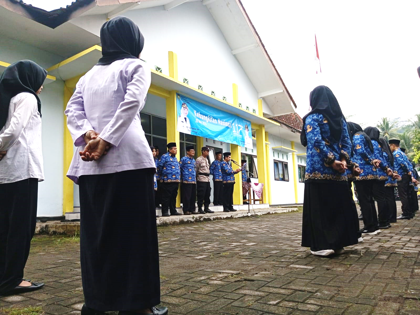 UPACARA HARI KEBANGKITAN NASIONAL KE-117 TAHUN 2025 DI KECAMATAN LOANO, SEMANGAT BANGKIT YANG BERSAHAJA DAN BERKELANJUTAN