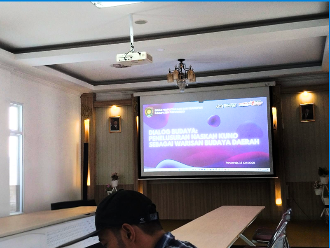 SEKCAM LOANO HADIRI DIALOG BUDAYA PENELUSURAN NASKAH KUNO SEBAGAI WARISAN BUDAYA DAERAH