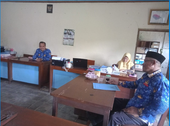 TIM KECAMATAN LOANO LAKUKAN MONITORING PBB-P2 DI DESA RIMUN